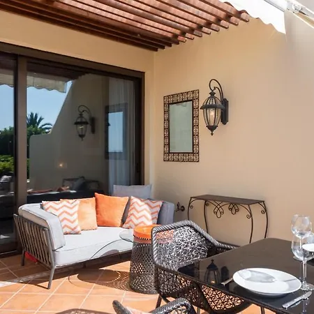 Luxe Del Golf - Brisas 아파트