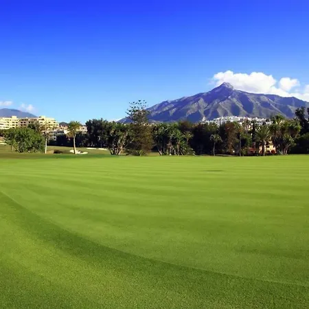 Luxe Del Golf - Brisas 아파트
