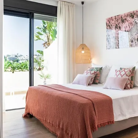 Luxe Del Golf - Brisas *