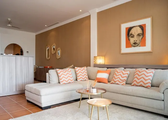 Luxe Del Golf - Brisas