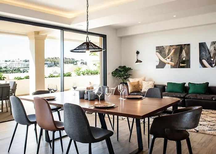 Luxe Del Golf - Brisas Lägenhet Marbella