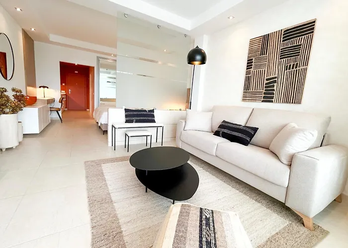 شقة Luxe Del Golf - Brisas ماربيا