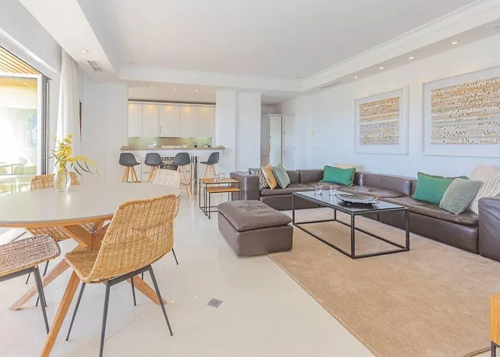 Luxe Del Golf - Brisas Lägenhet