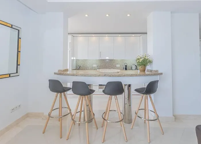 Luxe Del Golf - Brisas *