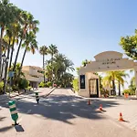 Luxe Del Golf - Brisas
