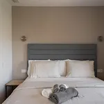 Luxe Del Golf - Brisas