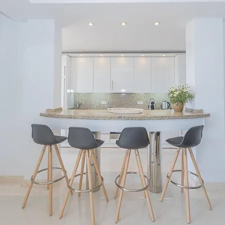 Luxe Del Golf - Brisas *