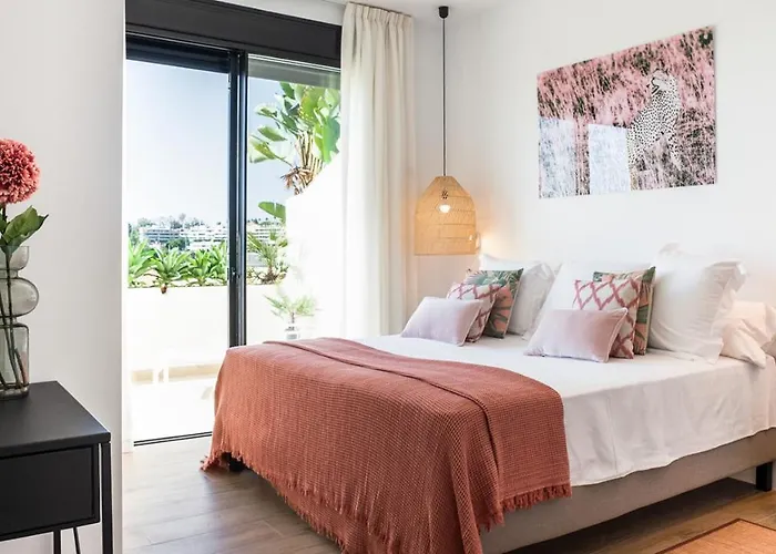 Luxe Del Golf - Brisas *