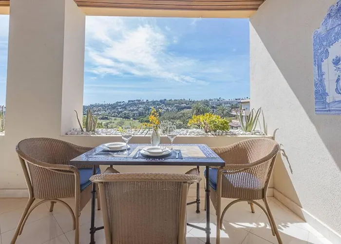Luxe Del Golf - Brisas * 马尔韦利亚